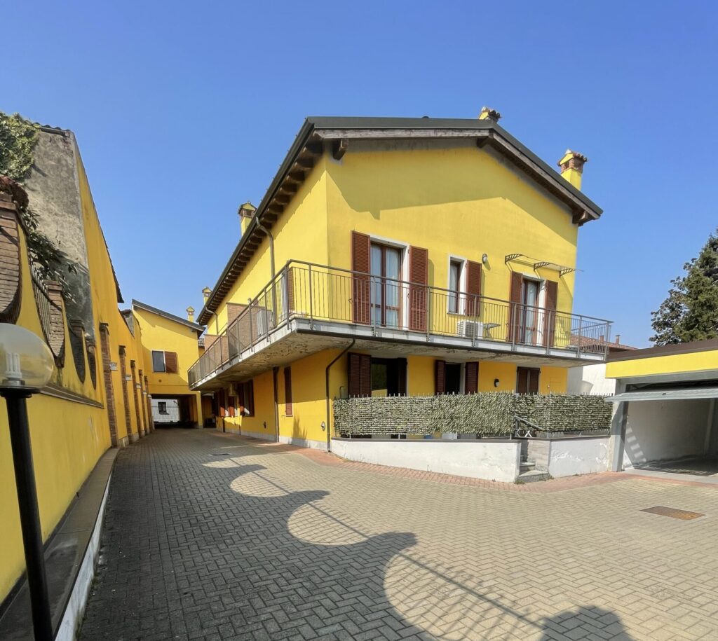 APPARTAMENTI A BORGHETTO LODIGIANO (LO)